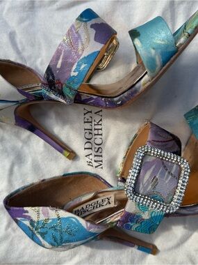 Badgley Mischka Turquoise & Purple Floral Sandals size 7 1/2.  Worn once.